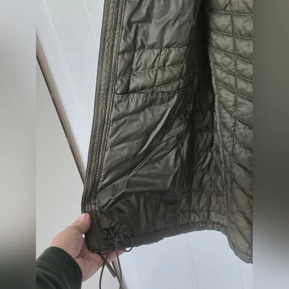 The North Face ThermoBall Eco Puffer Jacket – Olive Green – Size Small – EUC - Picture 6 of 6